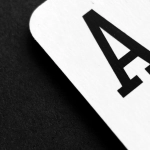 Математический анализ стратегий блэкджека в казино